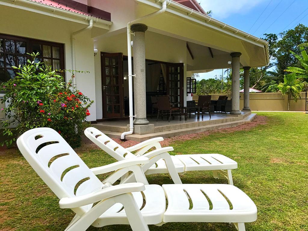 Villa Saint Sauveur Baie Sainte Anne Exterior foto